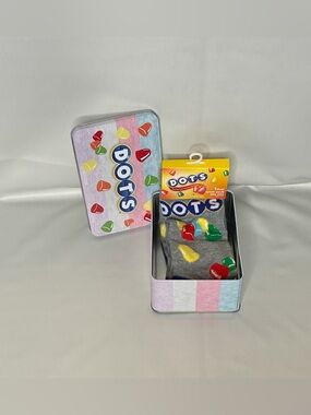 DOTS Socks Gift Tin